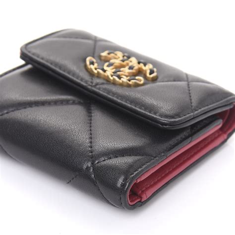 small flap black chanel wallet